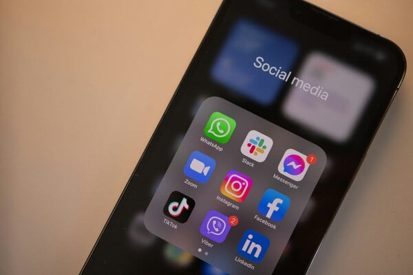 Social Media Algorithms: How They Work, How to Optimise Content for Them, and More